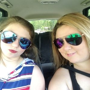 Meet your Posher, Brandy